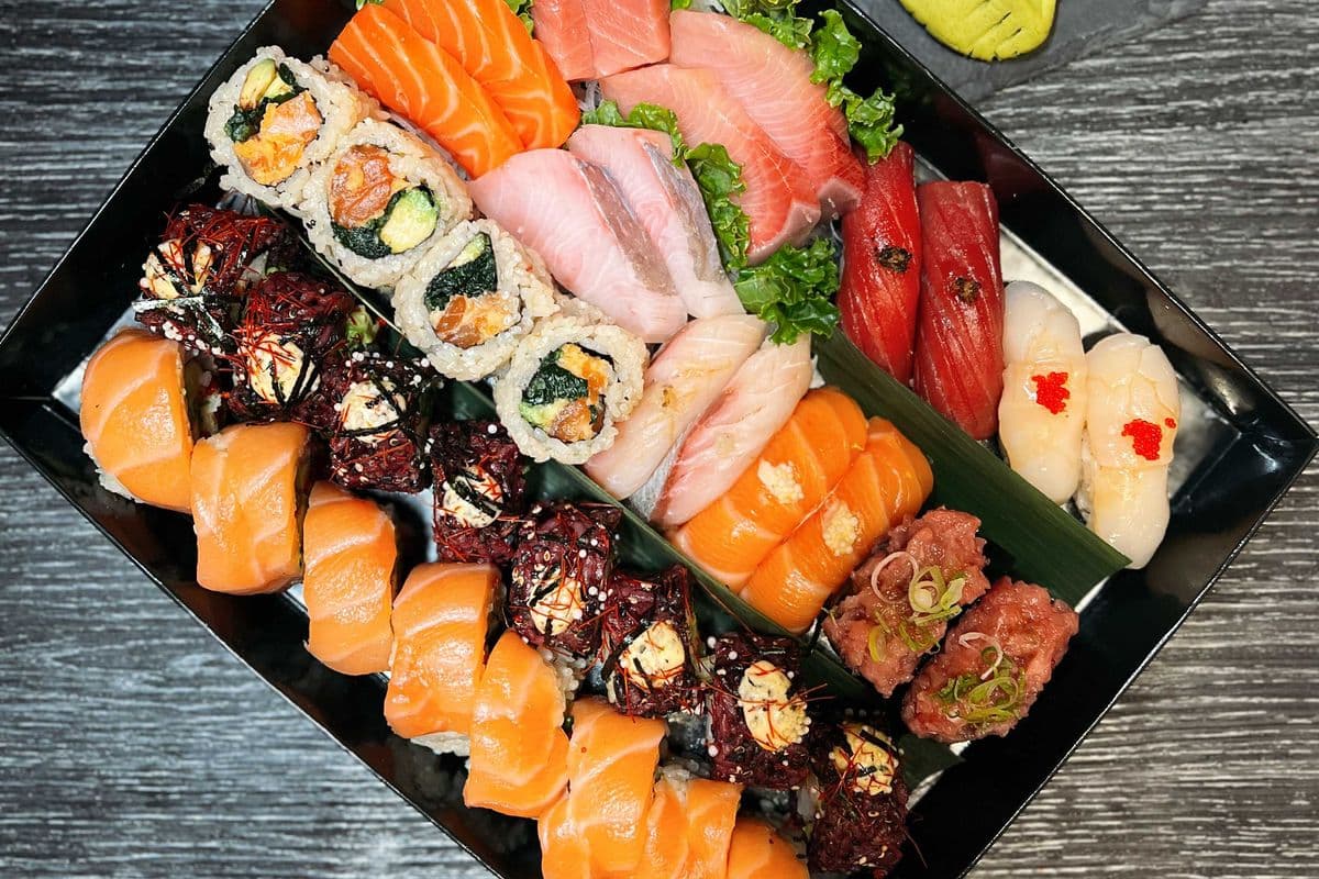S5 Supreme Sushi, Sashimi And Roll 42 Pcs (for 2)