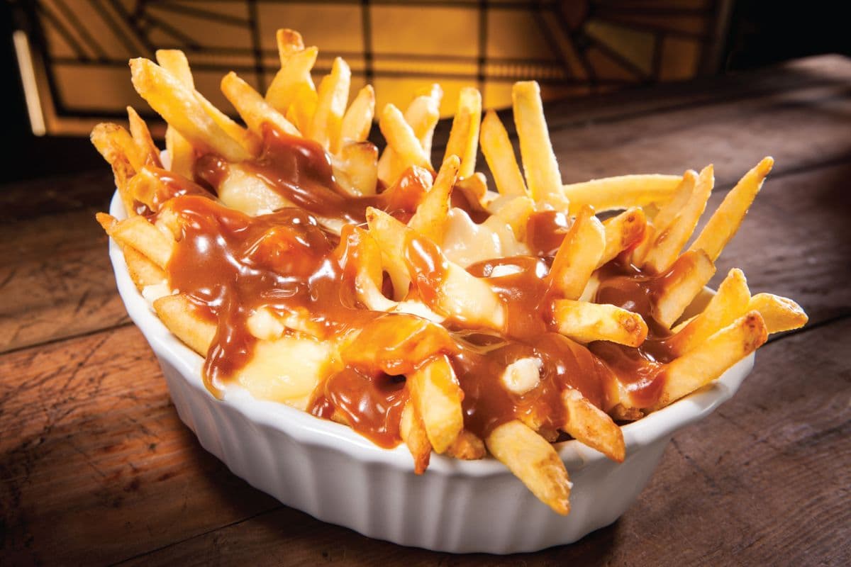 TRADITIONAL POUTINE