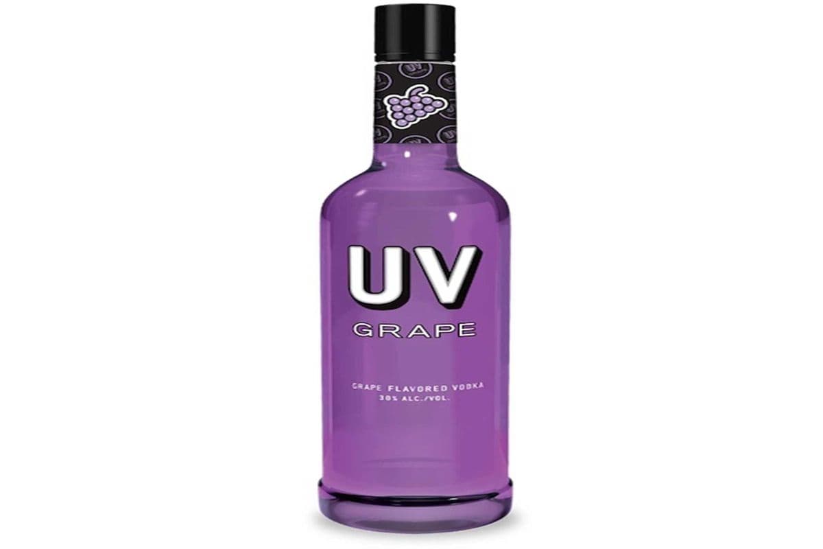 UV grape Vodka 750 ML (1 x 750ml)