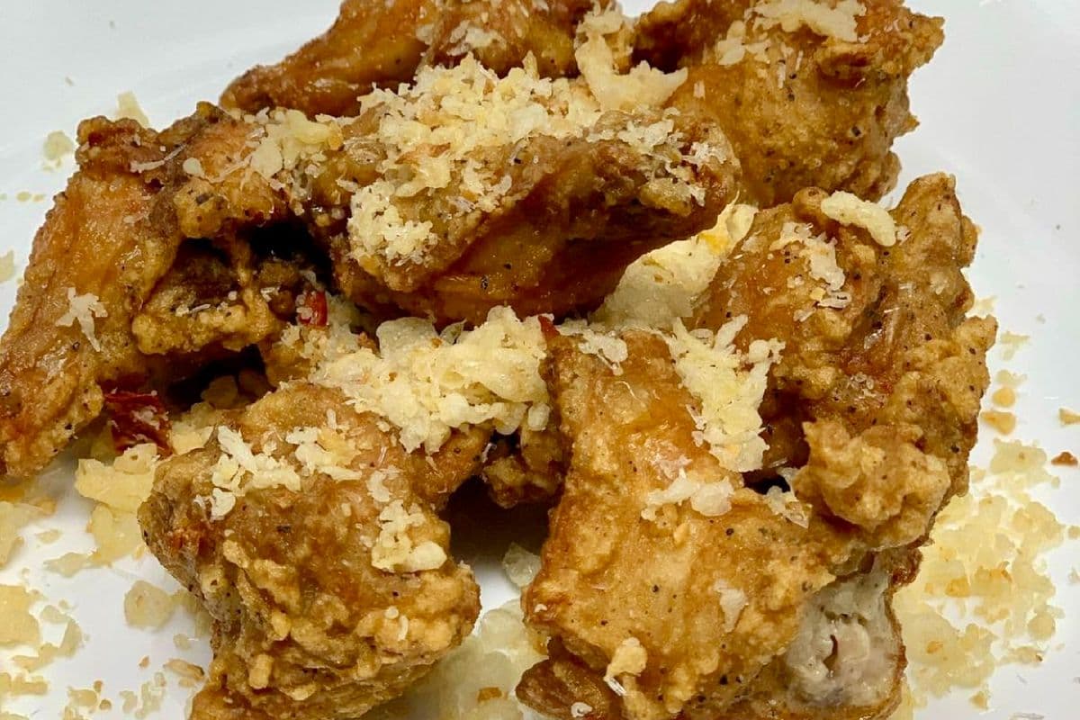 12. Deep-Fried Chicken Wing鸡翅