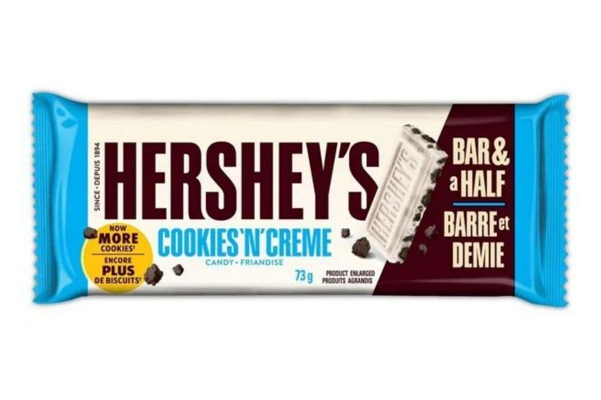 Hershey’s Cookies ‘N’ Creme Bar (73 g)