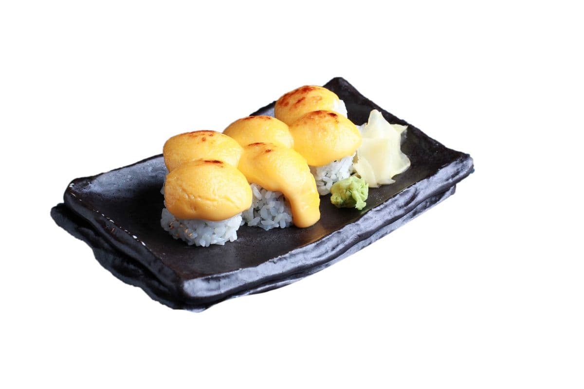 Winter Unagi Roll (6 pcs)