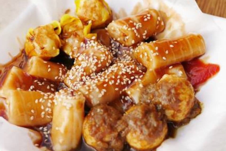 E5. Snack Combo 魚蛋燒賣腸粉撈