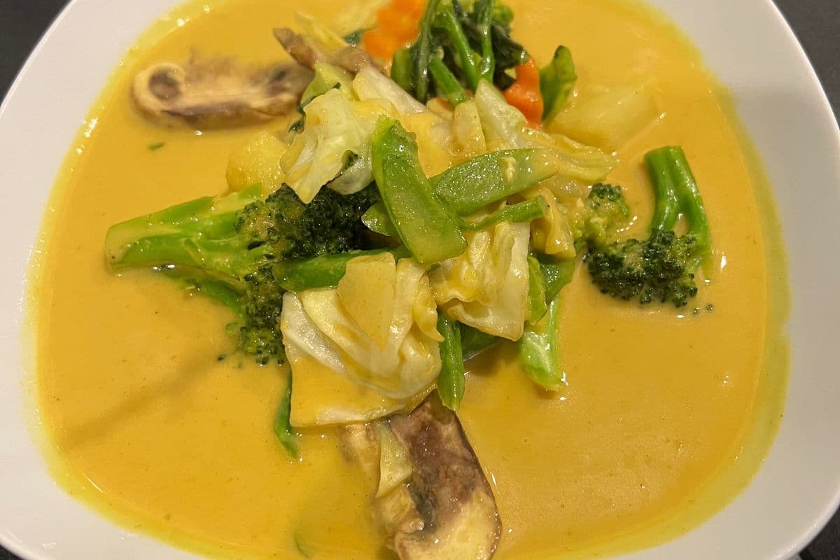 CU43. Yellow Curry