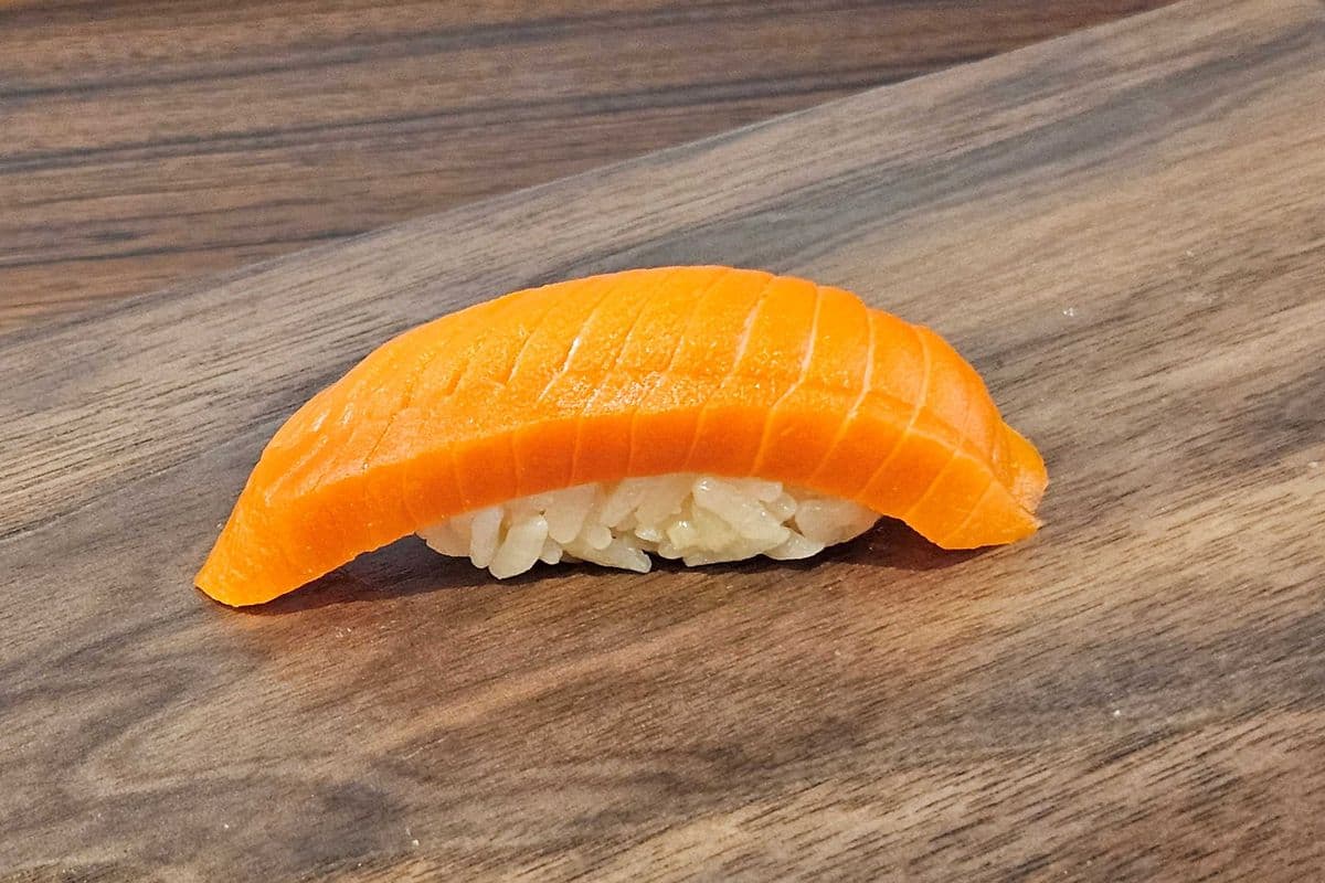 Wild Salmon - Nigiri (1pc)