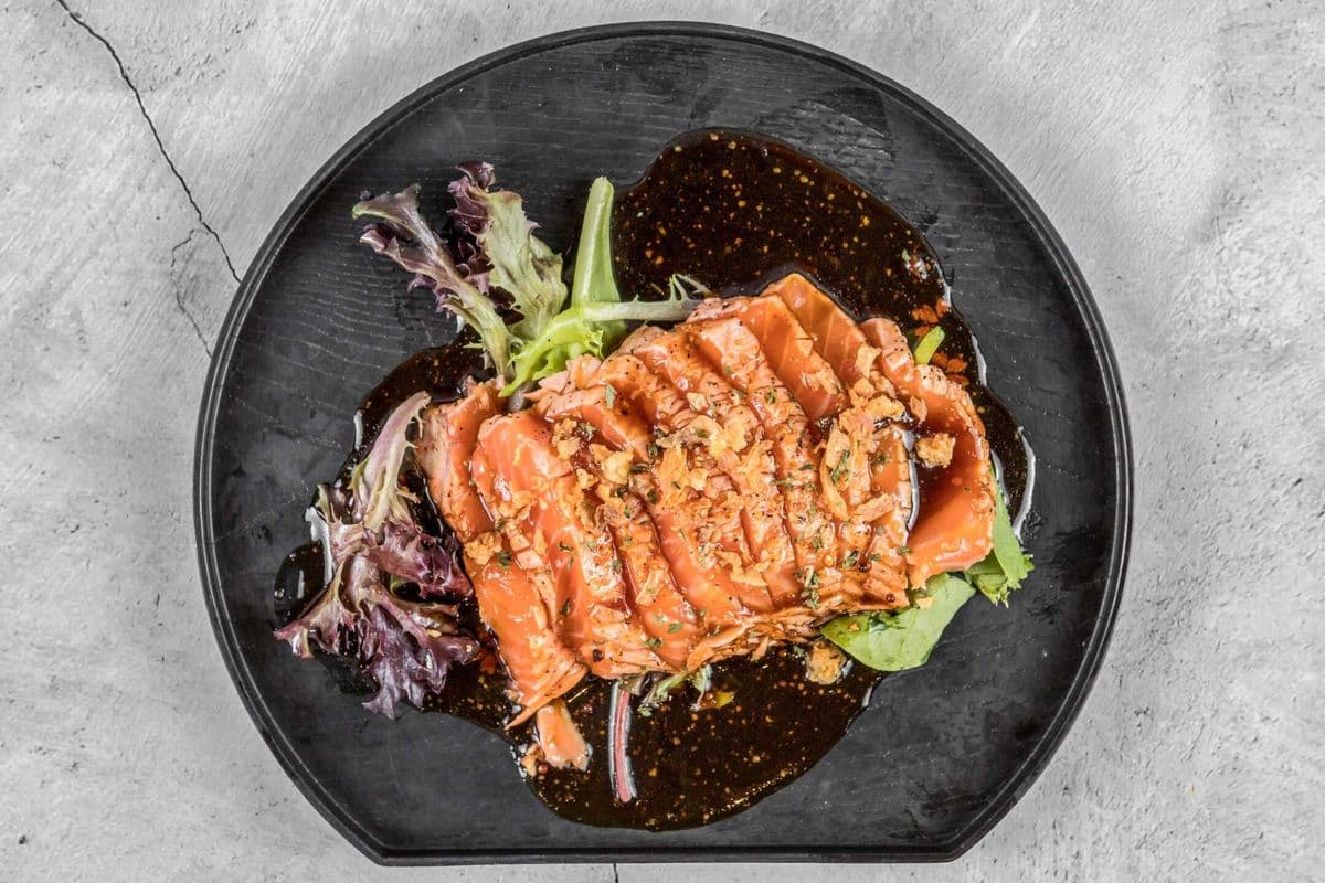 Ug1 Salmon Tataki / 炙烧三文鱼刺身