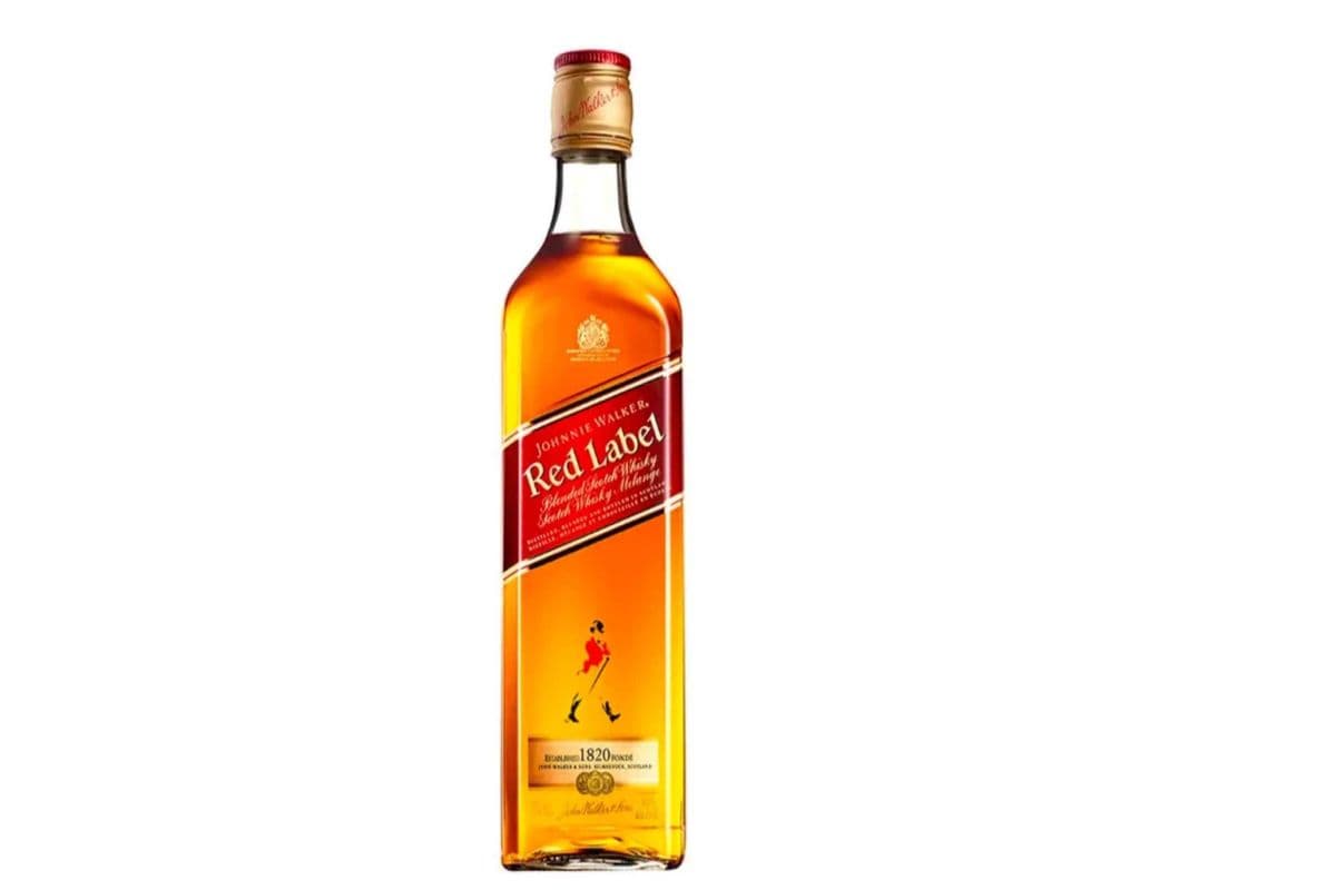 Johnnie Walker Red 750 ML (1 x 750 ML)
