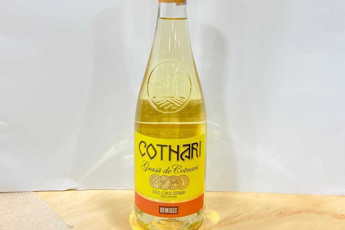 COTNARI GRASA DE COTNARI ALB DEMISEC 750 ML (1 x 750 ML)