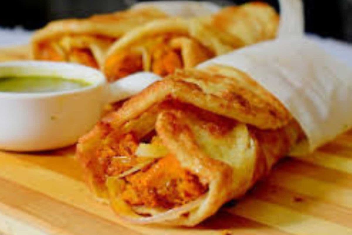PARATHA ROLLS - Malai Boti / Bihari Kabab / Tandoori Tikka / Butter Chicken) Please mention the flavor in Special Instructions.