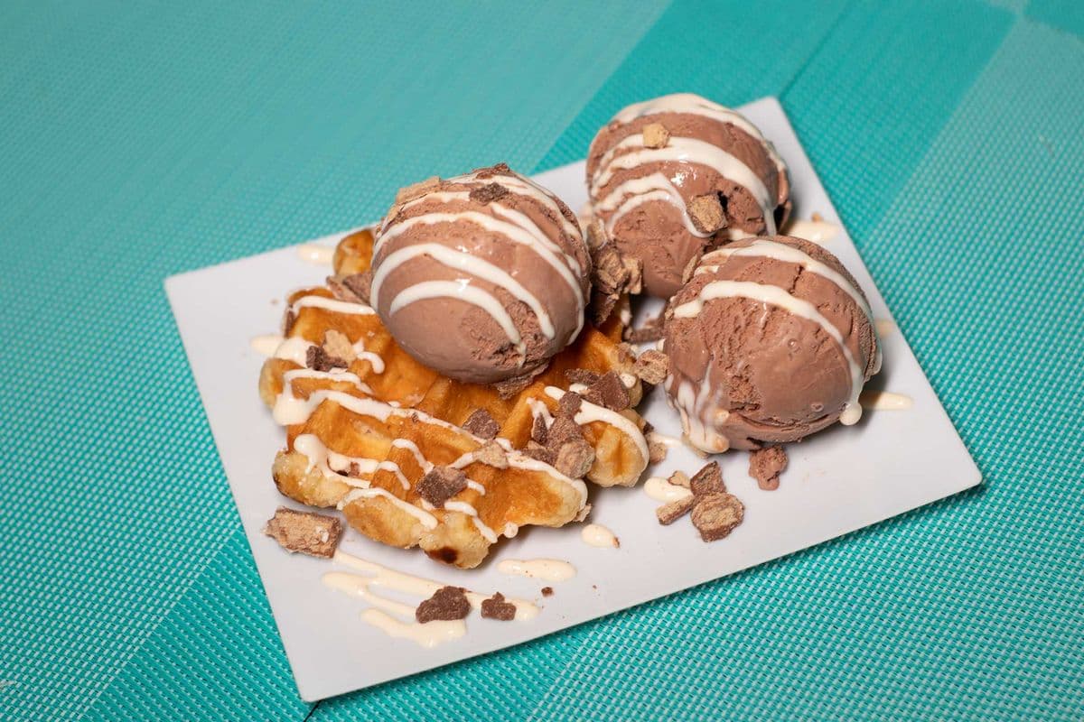 Crunchy Chocolaty Waffle