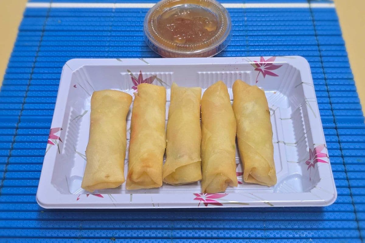 Veggie Spring Roll (5pcs)
