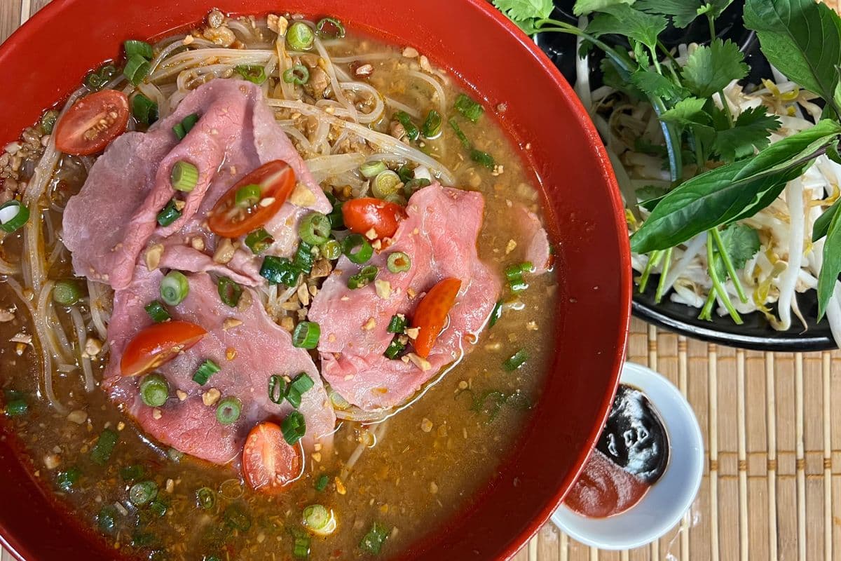 SN2. Beef Satay Noodle Soup