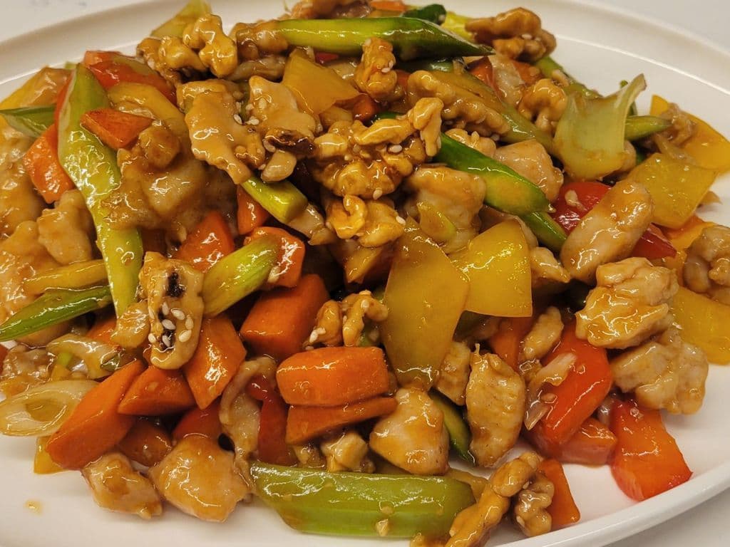 CH5 Kung Pao Chicken 宮保雞丁