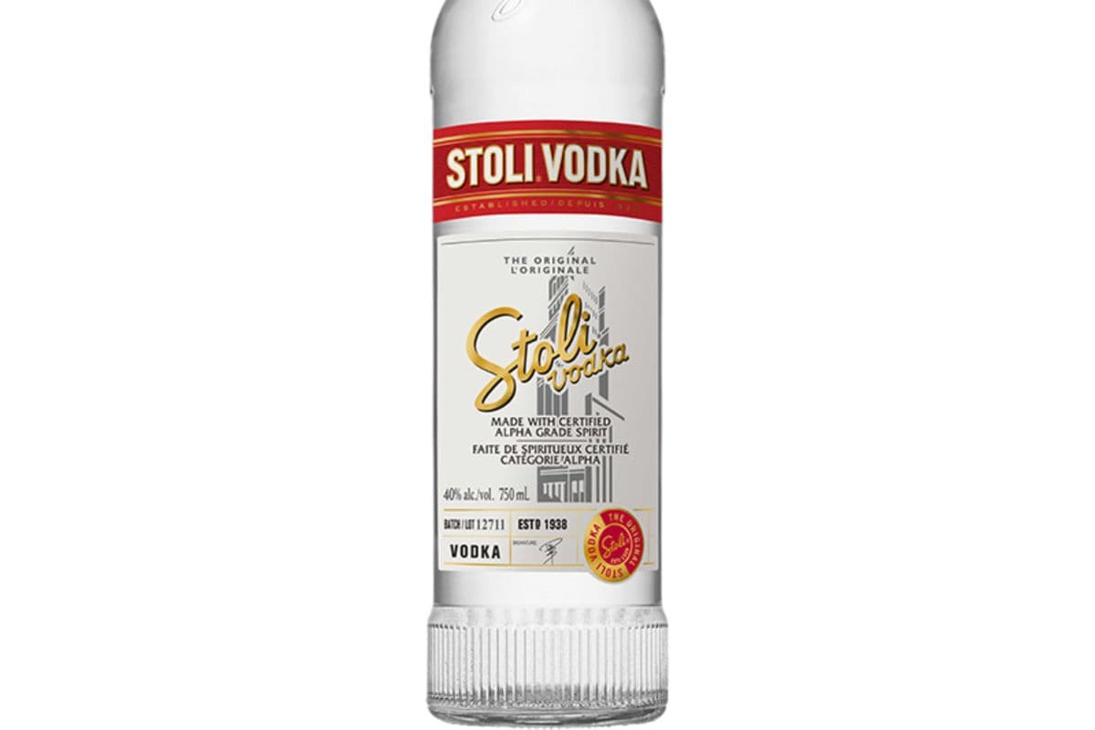 Stolichnaya VODKA 750ML (1 x 750Ml)