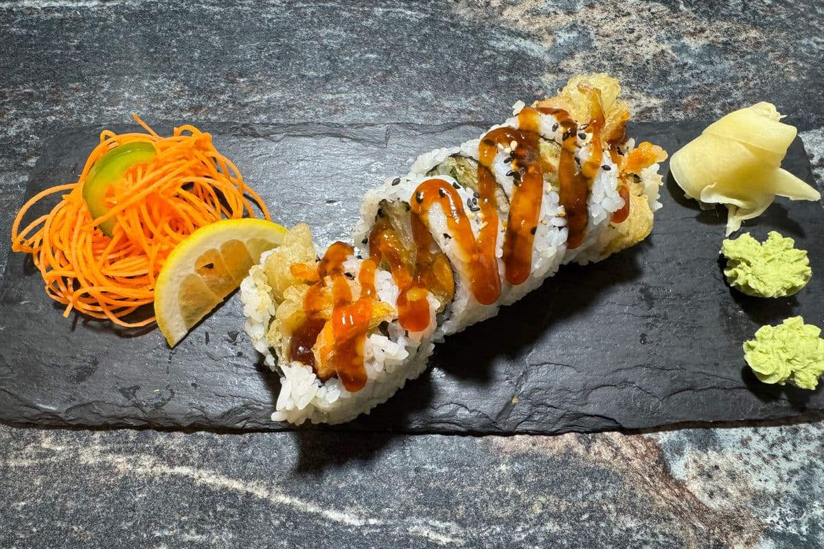 Fried Veggie Roll (5 pcs)