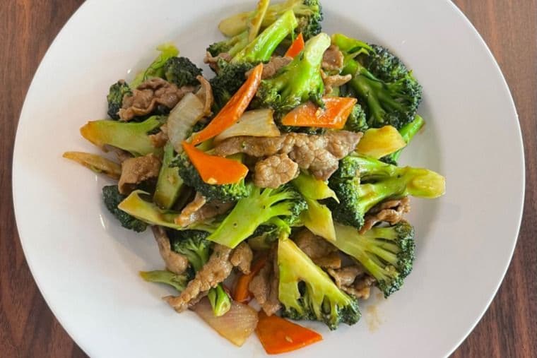 Beef with Broccoli (牛肉西兰花)