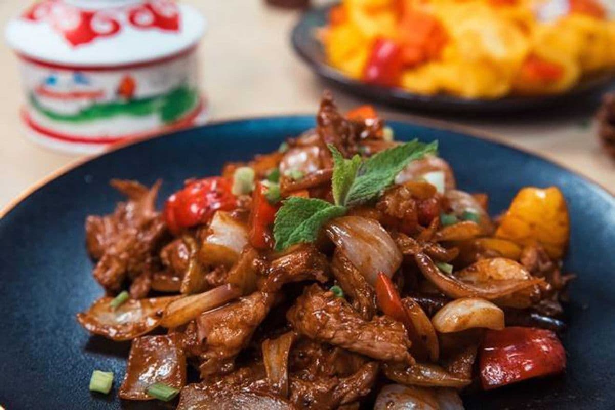 1. Hunan Style Stir Fried Lamb(小炒羊肉)
