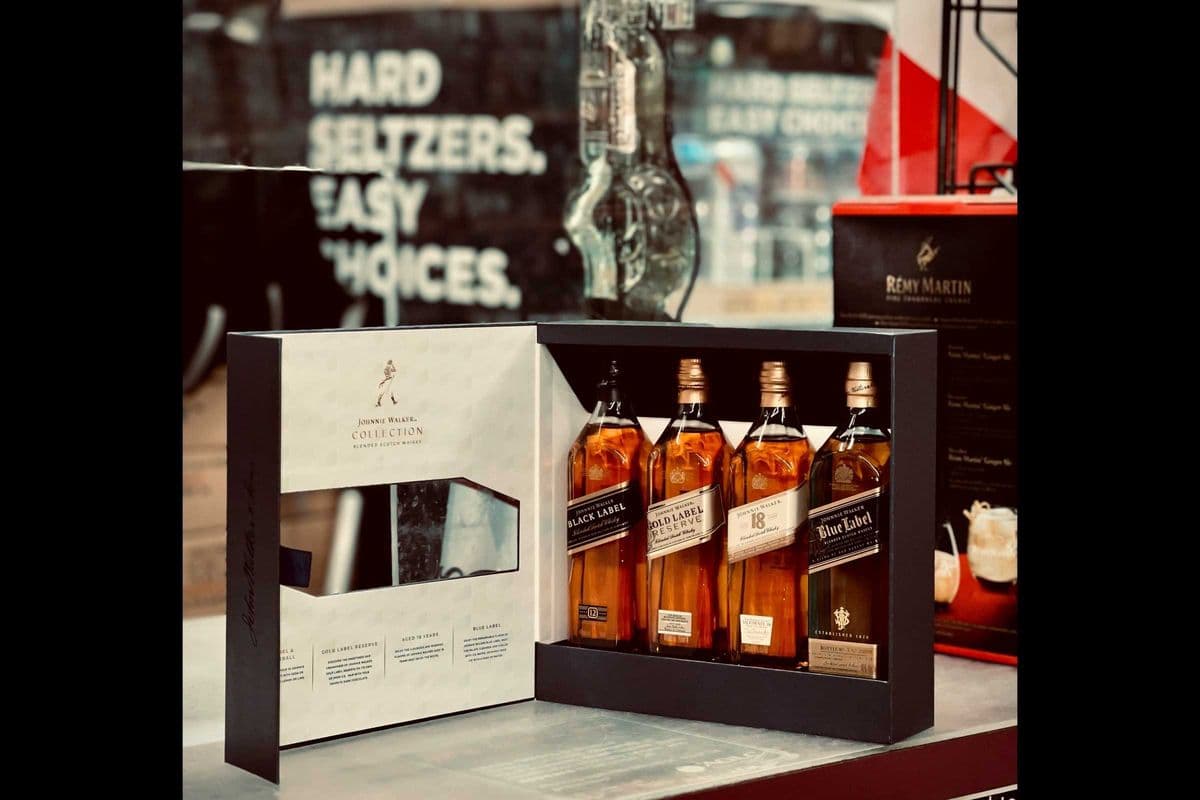 JOHNNIE WALKER FAMILY COLLECTION PK (1 x 800ml)