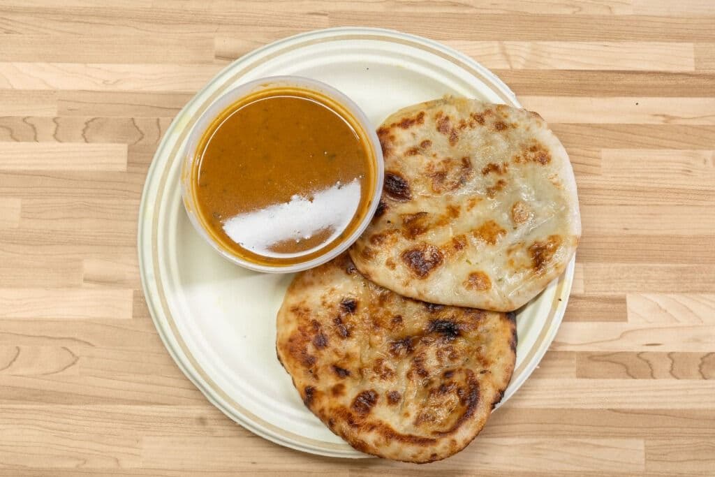 Paneer Kulcha (2 pc) with Dal Makhani
