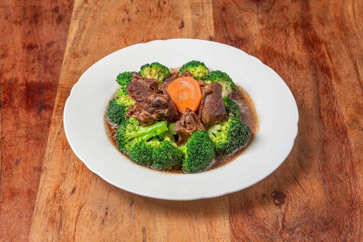 Stewed Beef Brisket with Vegetable