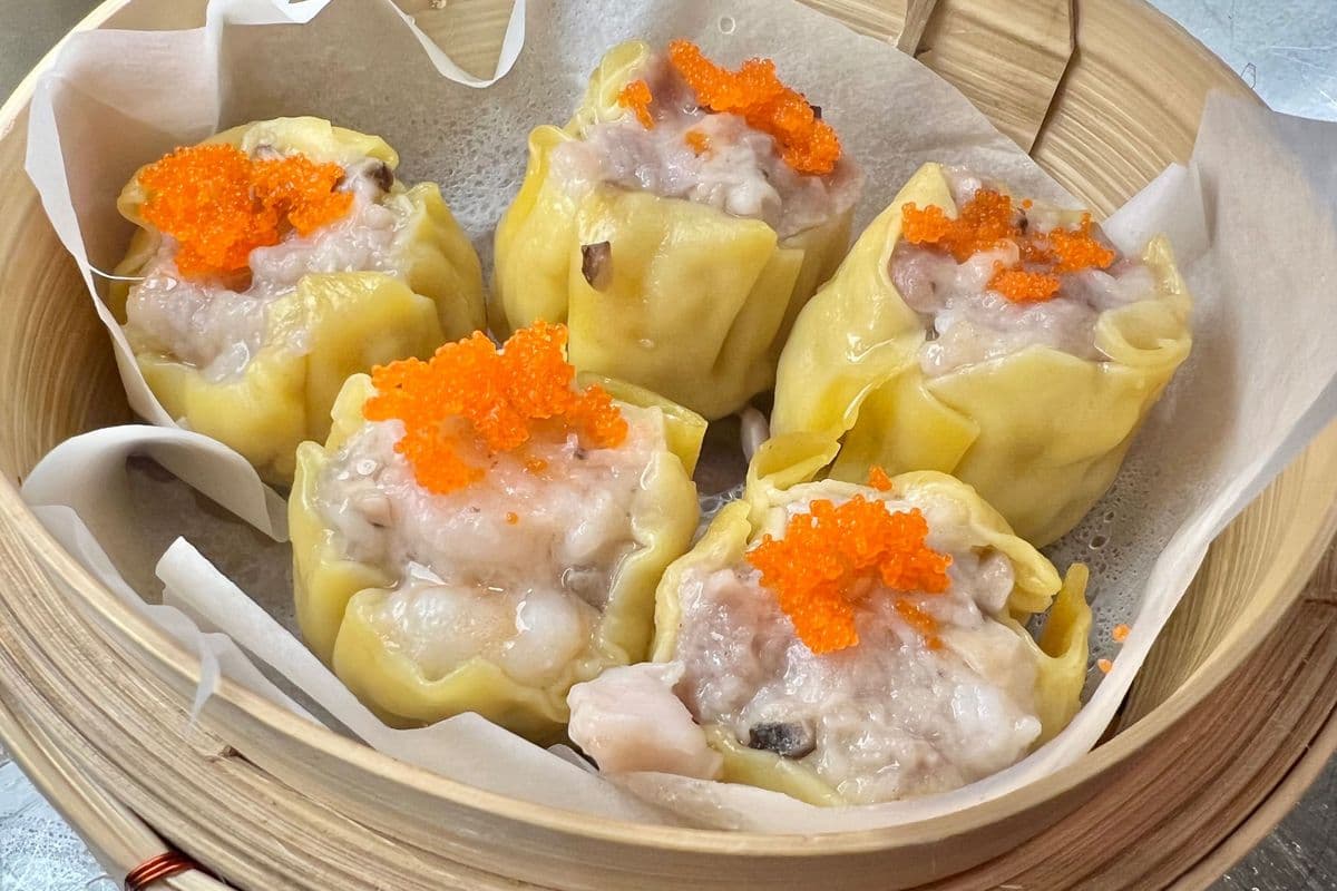 Sui Mai Pork and prawn dumpling 手工五星燒賣皇