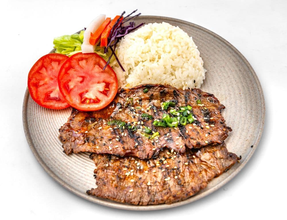 Riz avec bœuf grillé
