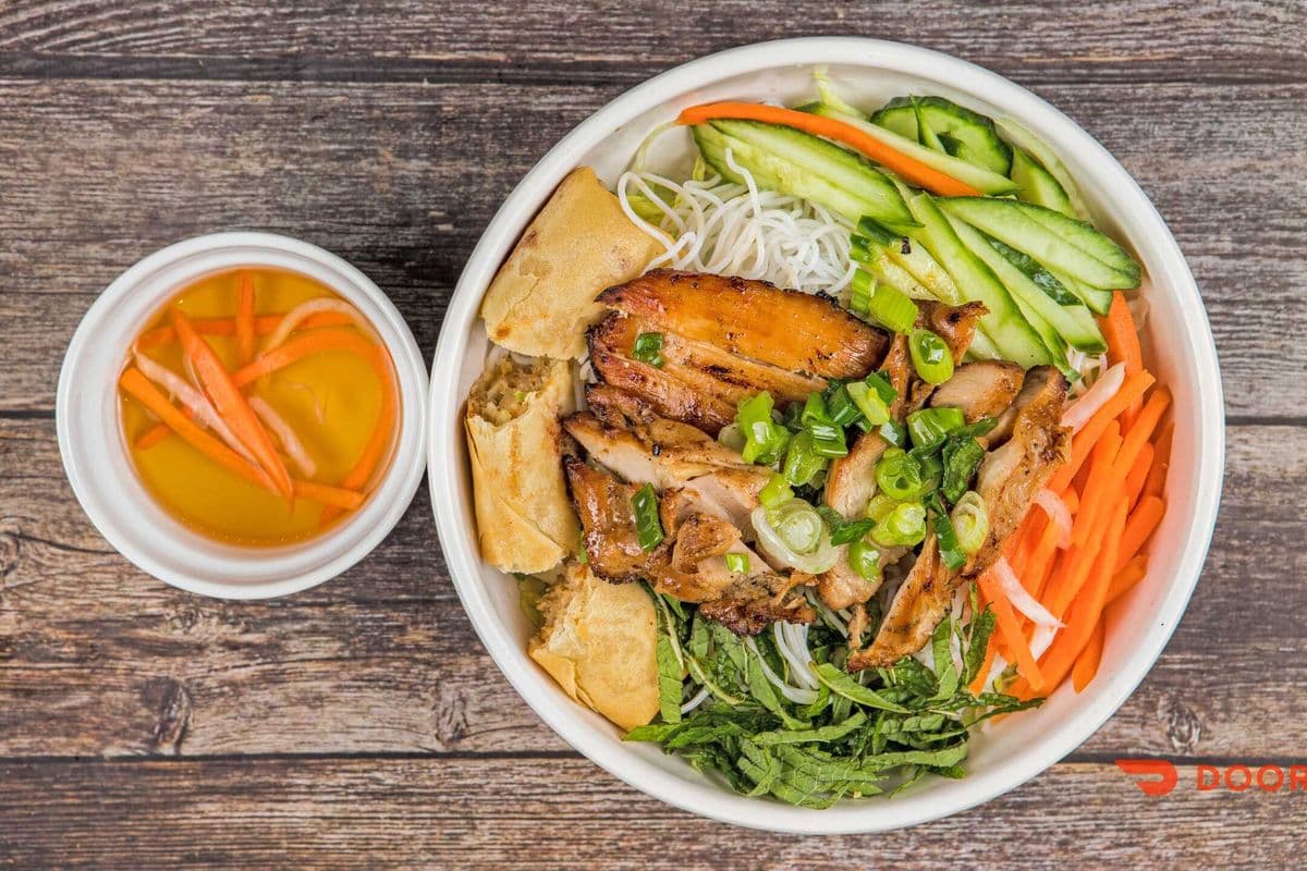 Grilled Chicken Vermicelli bowl