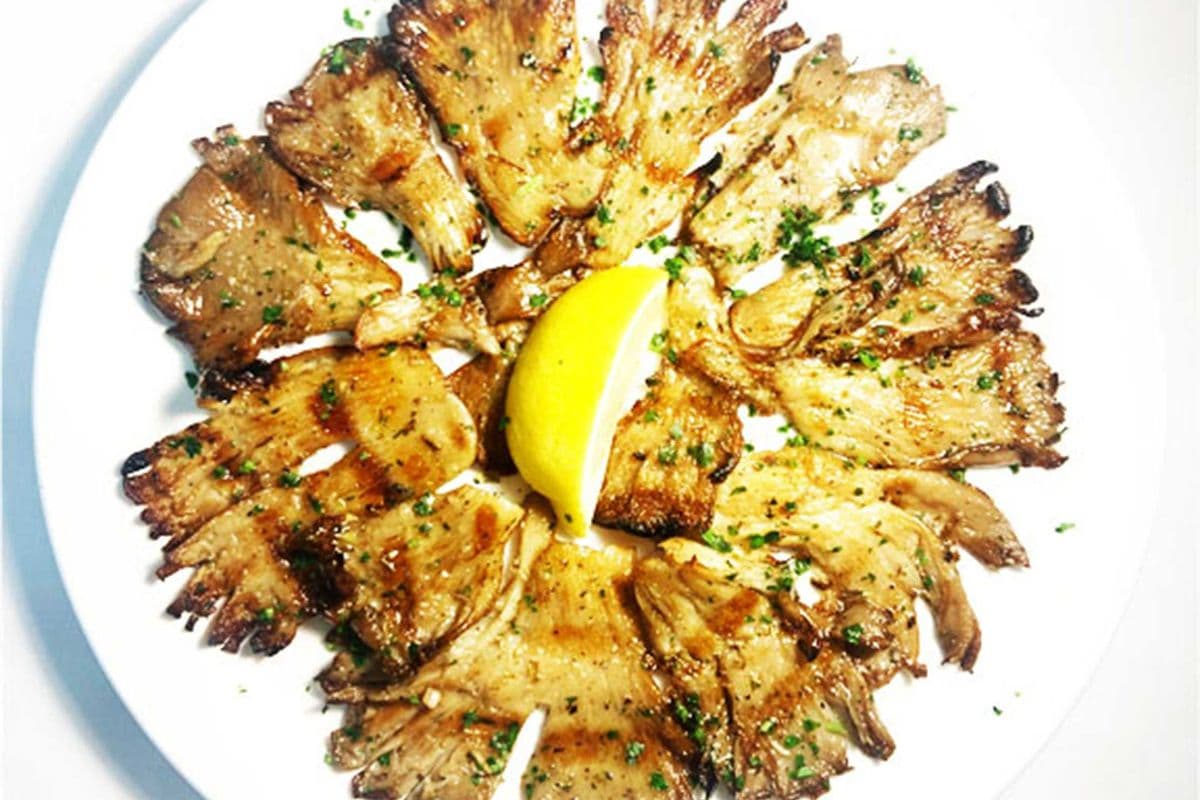 Champignons Pleurottes Grillés / Grilled Oyster Mushrooms