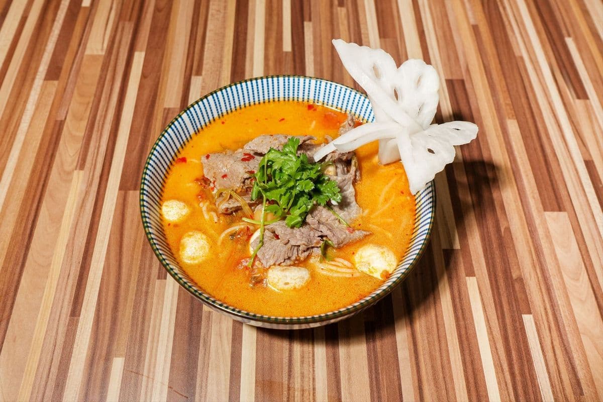 Guay Tiew Tom Yum (Tom Yum Noodle Soup)