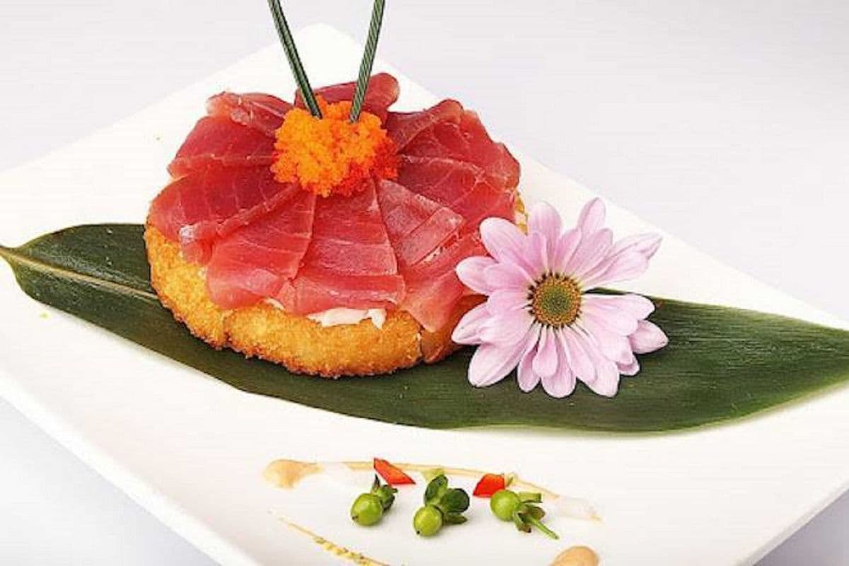 Tuna Sushi Pizza