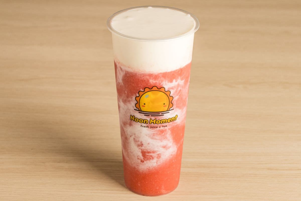 Fresh Strawberry Macchiato