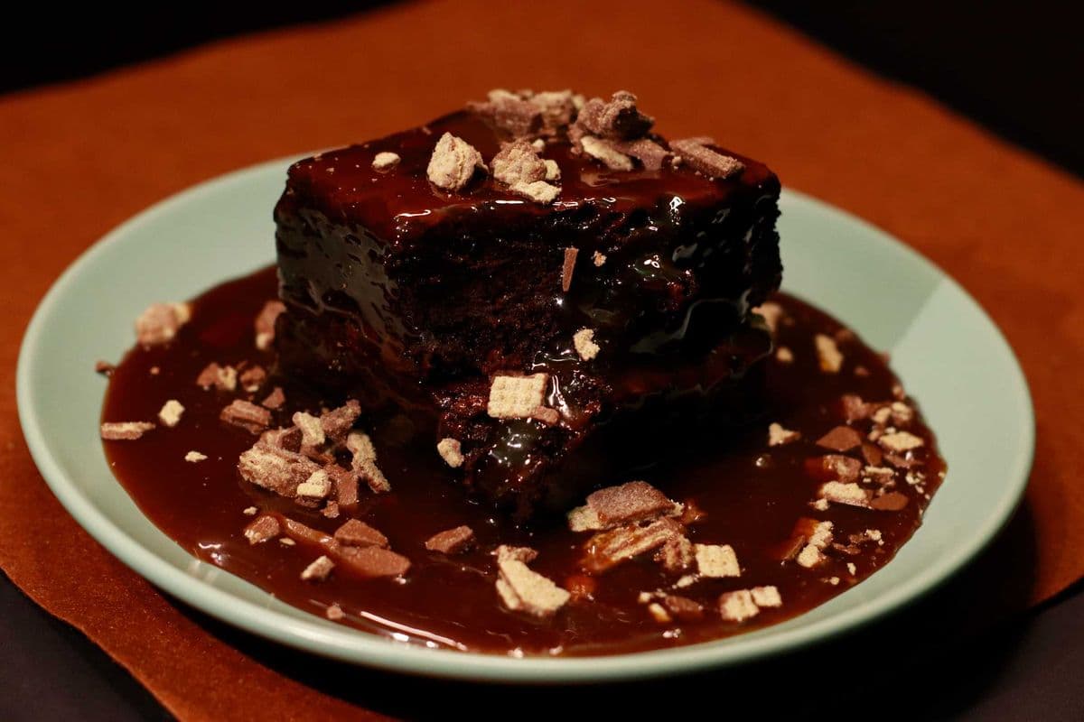 Caramel Crunch Carnival – Brownie Delight