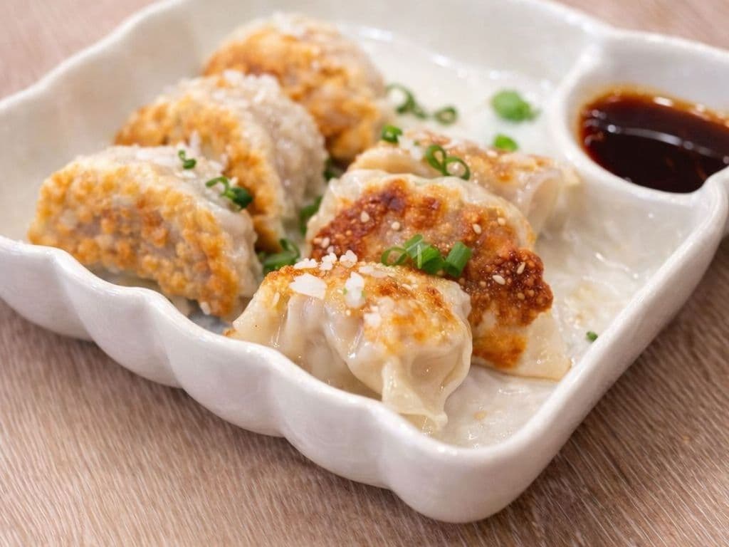 Gyoza (6 Pcs)