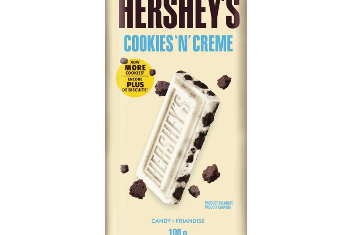 Hershey's Cookies 'n' creme (108g) (270 Cal)