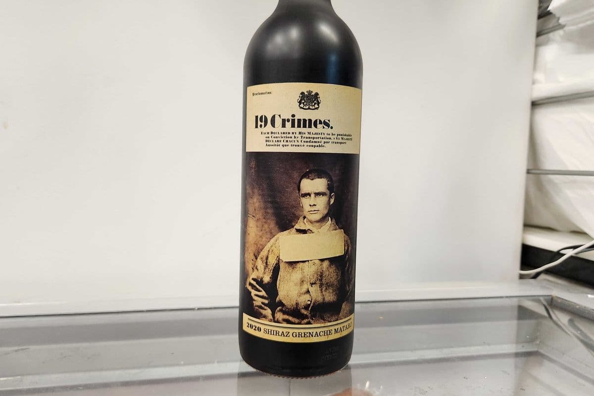 19 Crimes Shiraz Grenache Mataro (1 x 750ml)