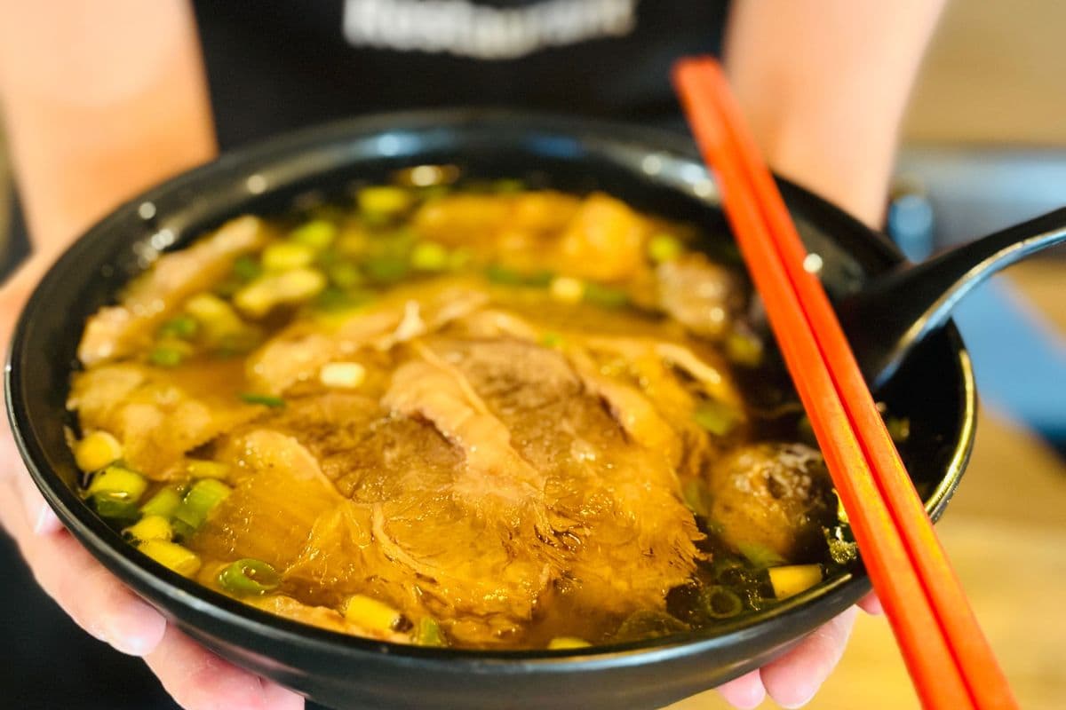 50.Beef Stew Noodle Soup(ก๋วยเตี๋ยวเนื้อตุ๋นน้ำใส)