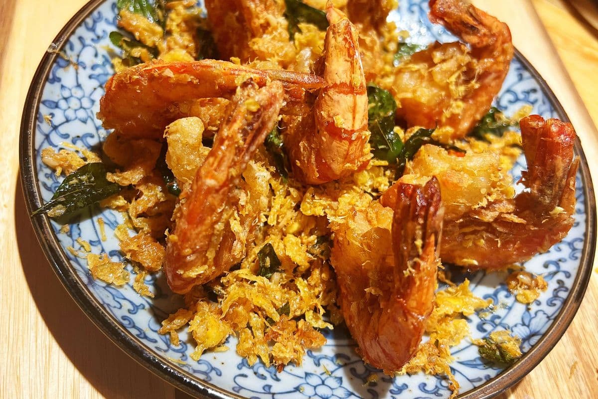 Sea-Salted Grilled Tiger Prawns 椒鹽串燒南美大蝦
