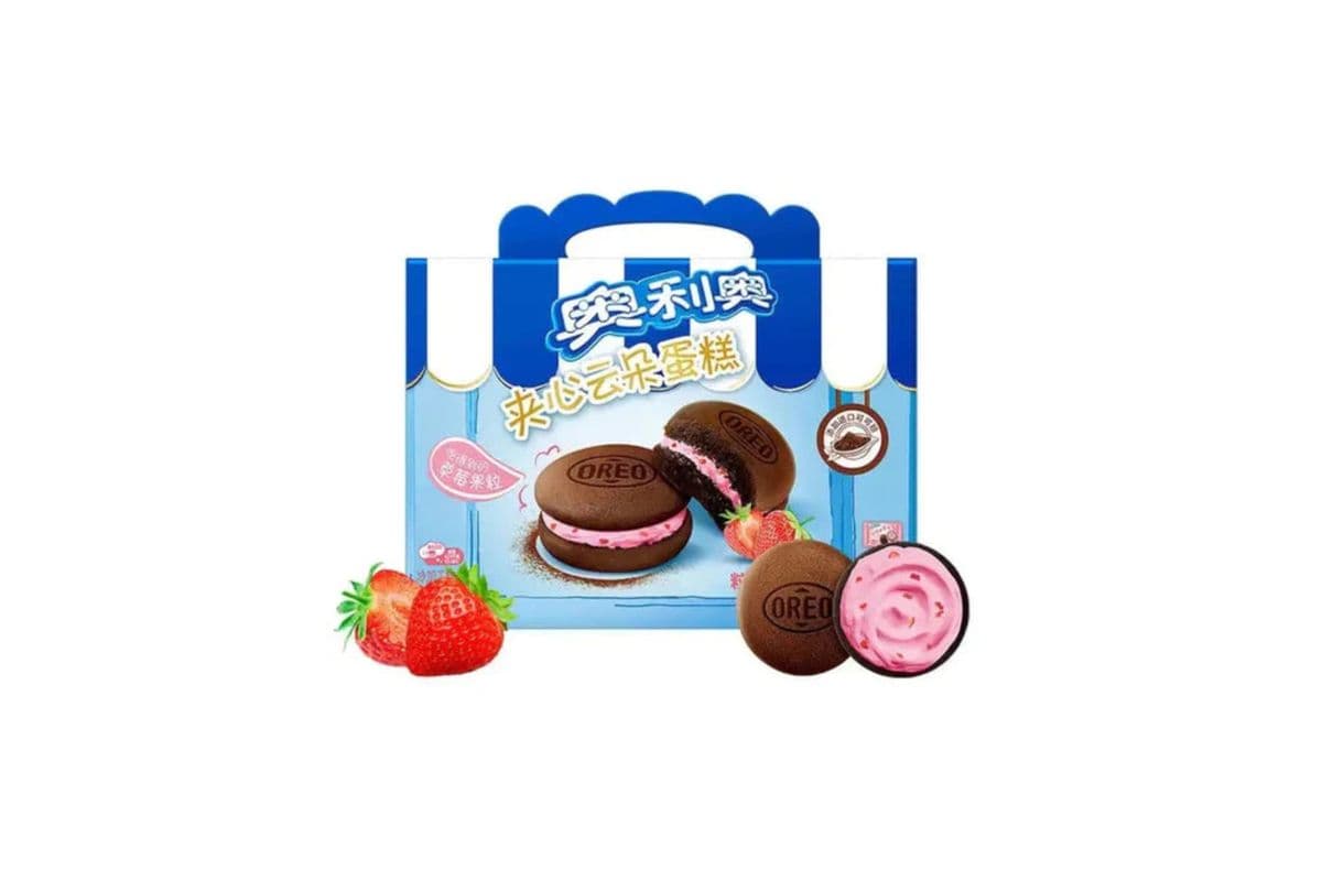 Oreo Sandwich Cake Strawberry (4 pack)