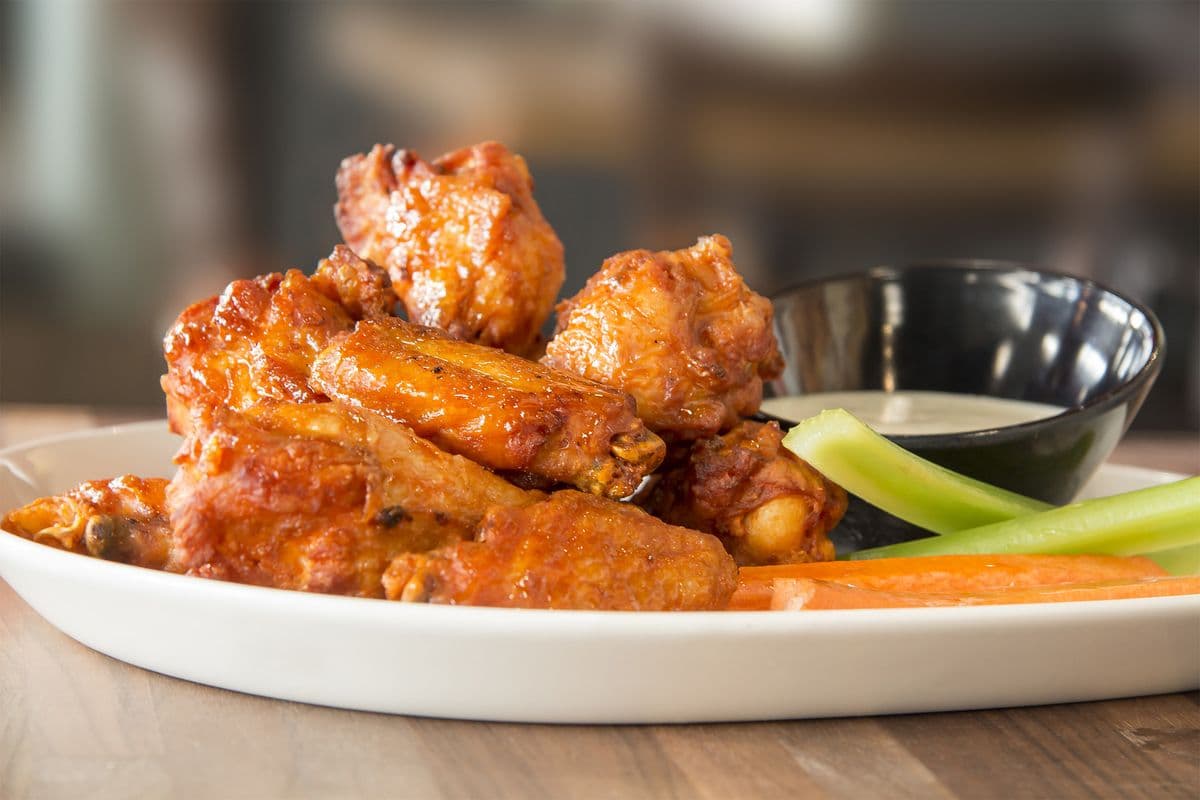 Big Buffalo-Style Wings (10 pcs)