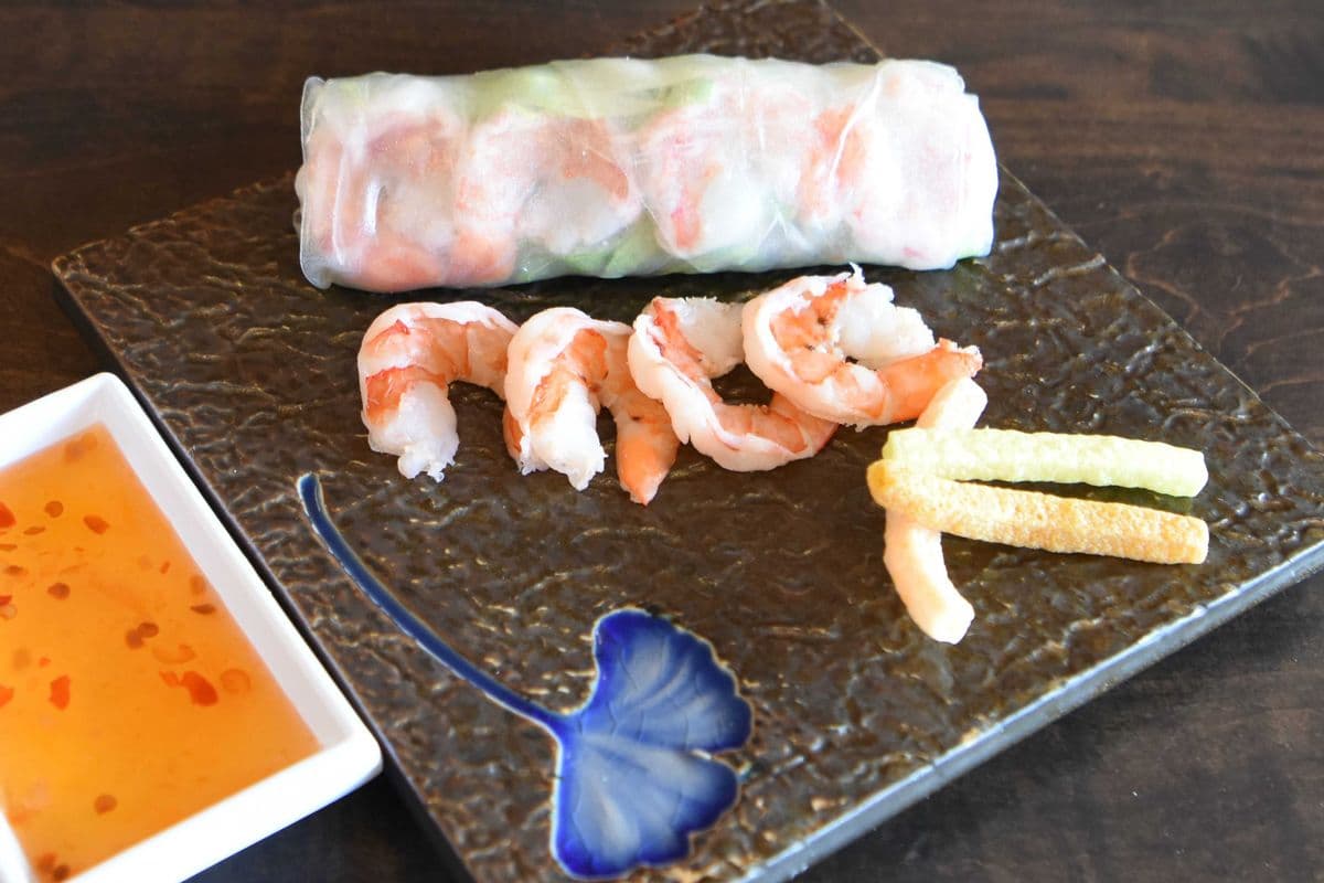 106. Shrimp Fresh Cold Roll (1 pc)