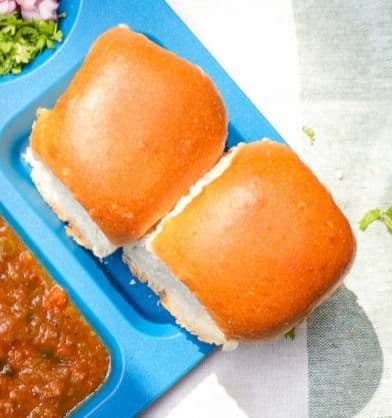 Maska Pav (Bread with Butter) / Maska Pav (Bread with Butter)