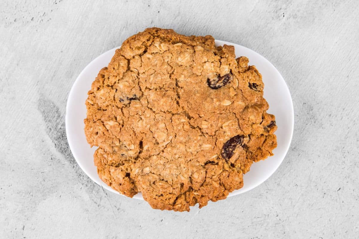 Oatmeal Raisin Cookies