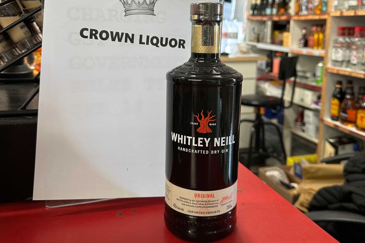 WHITLEY NEILL GIN (1 x 750 ML)