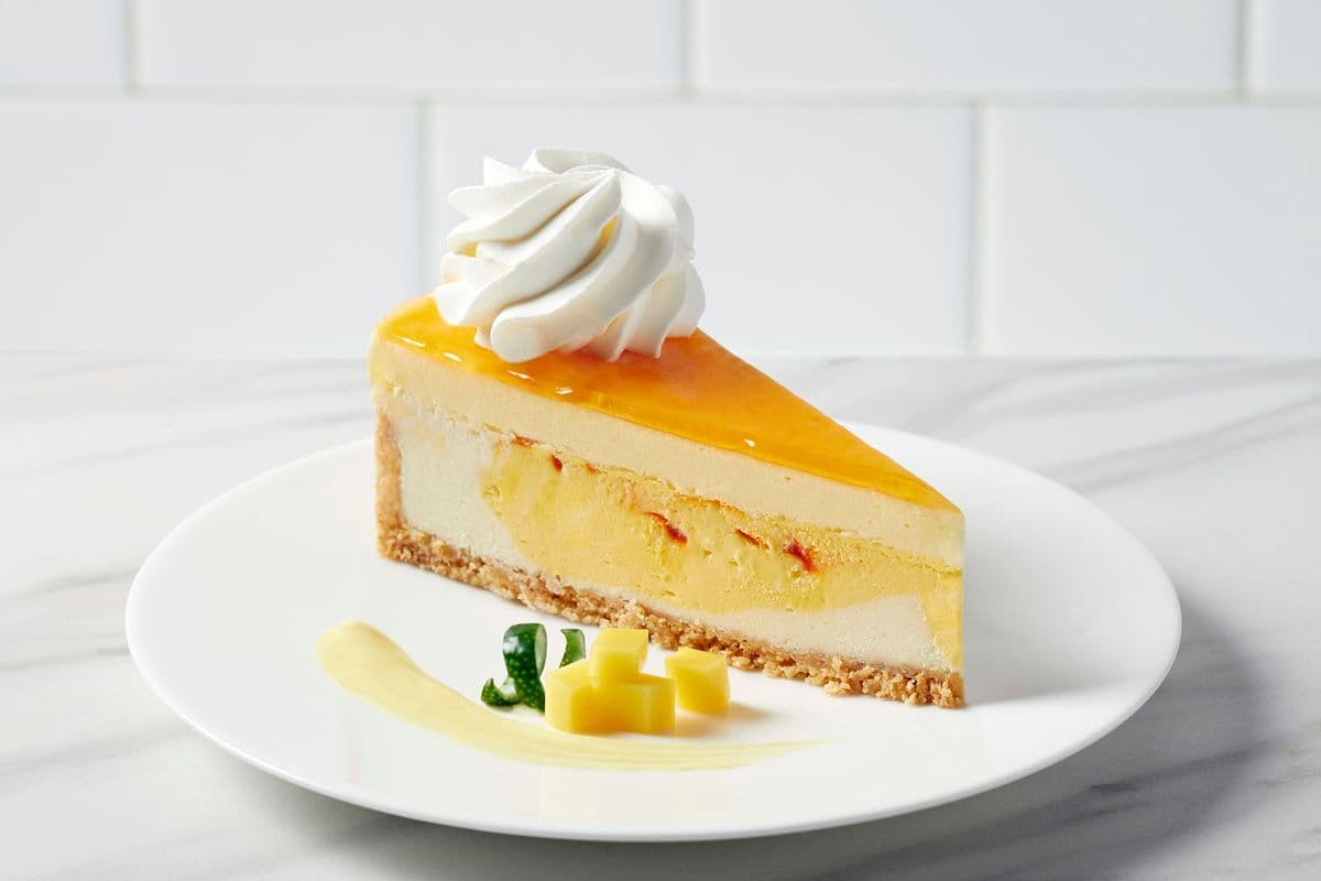 Tranche de gâteau au fromage à la mangue / Mango Cheesecake Slice