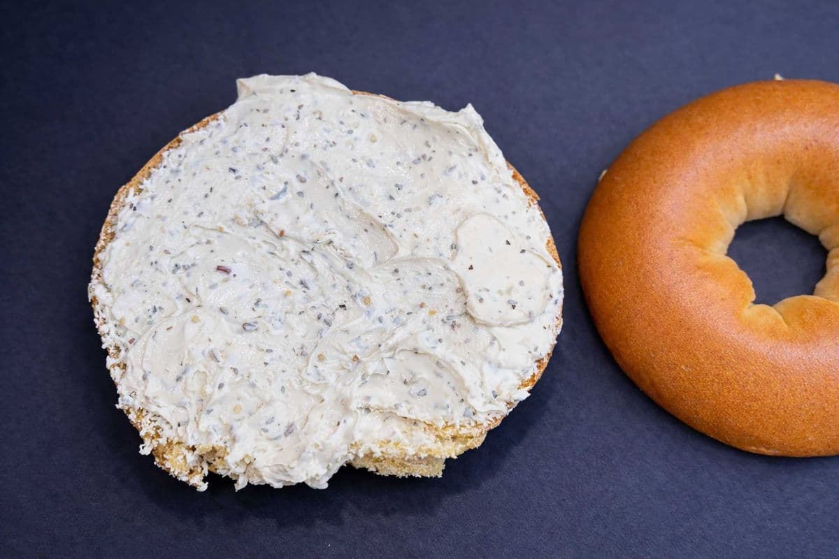HERBS & GARLIC CREAM CHEESE Bagel