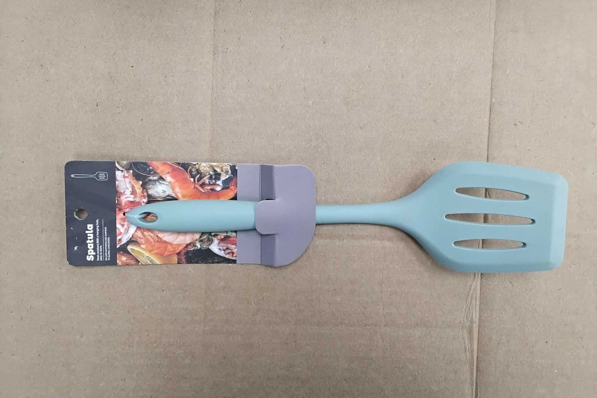 Spatula.