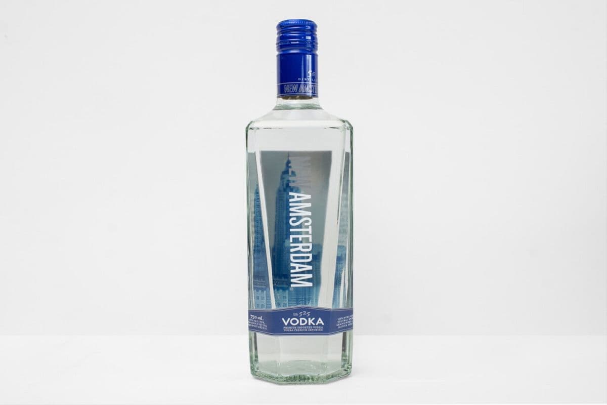 New Amsterdam Vodka (750 ml) (1 x 750ml)