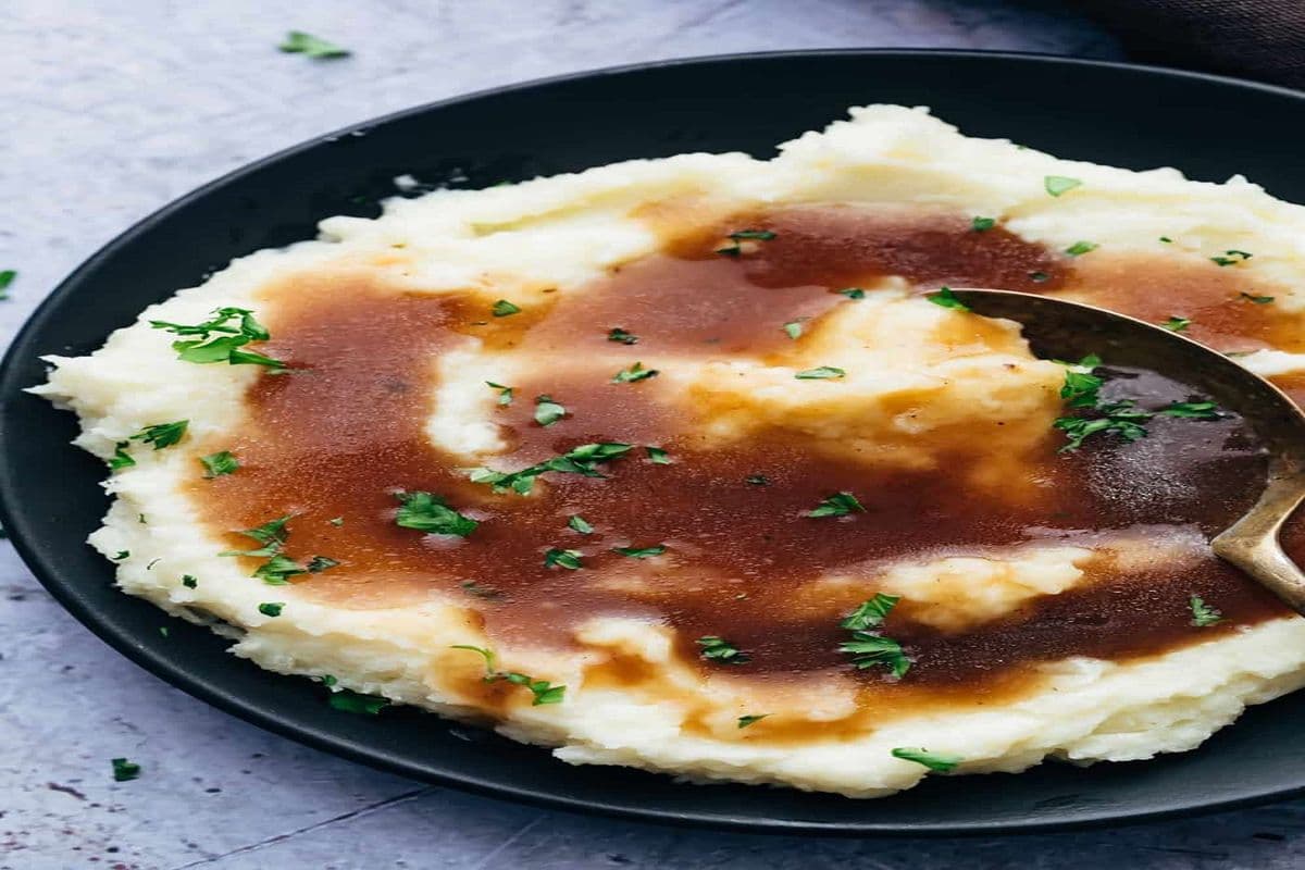 Mashed Potato with Gravy