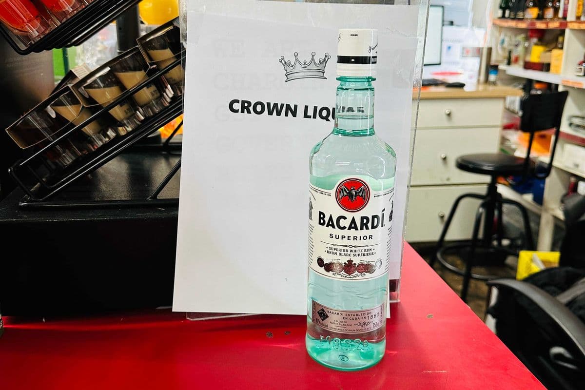 Bacardi White (1 x 750 ml)