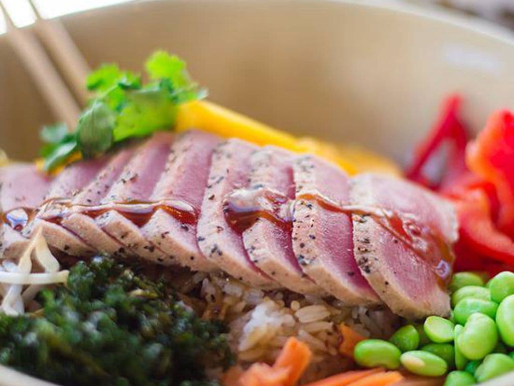 Poke Bowl au Tataki de Thon Sichuan